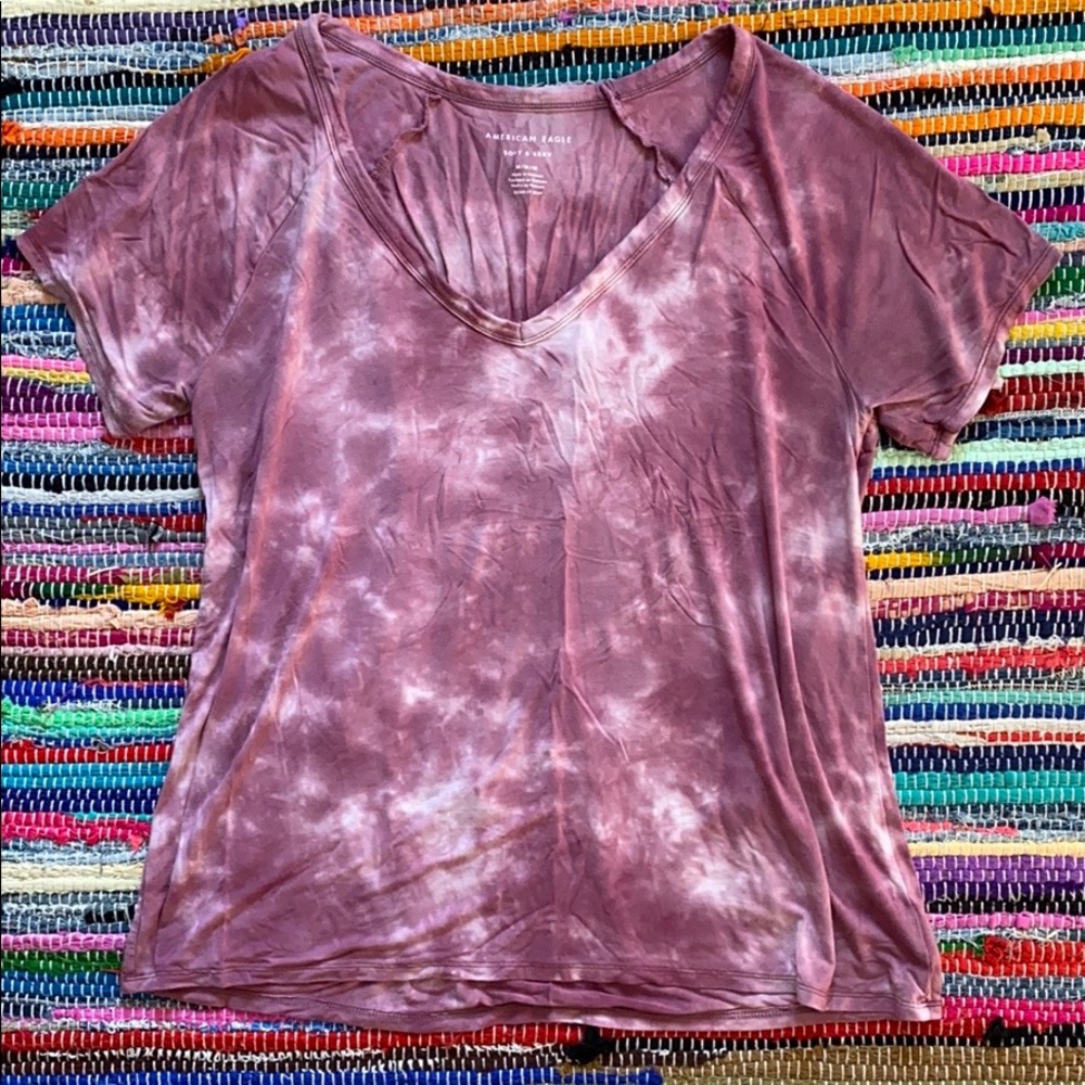American Eagle Pink V-Neck Top